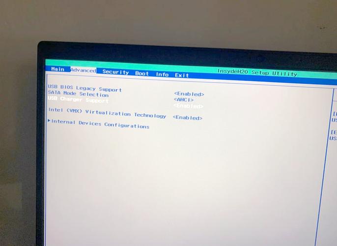 WinSetupFromUSB 1.3教程如何制作启动盘？-图2