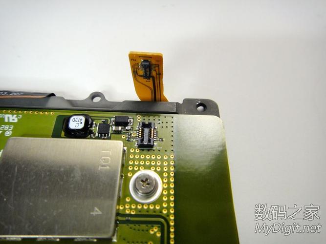 Kindle PaperWhite拆机教程关键步骤有哪些？-图3