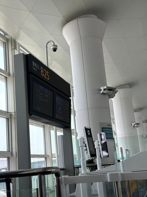 机场互联网为何亮黄灯?-图1 机场互联网为何亮黄灯?-图1