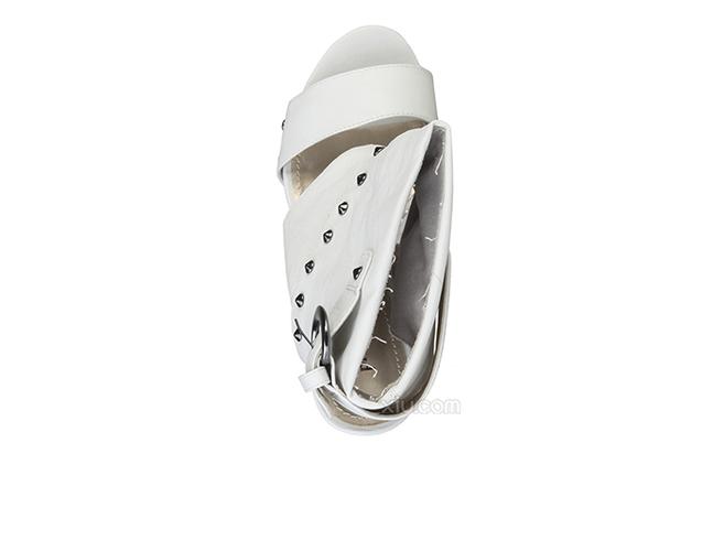 Primadonna,为何能成意大利内衣界标杆?-图3 Primadonna,为何能成意大利内衣界标杆?-图3