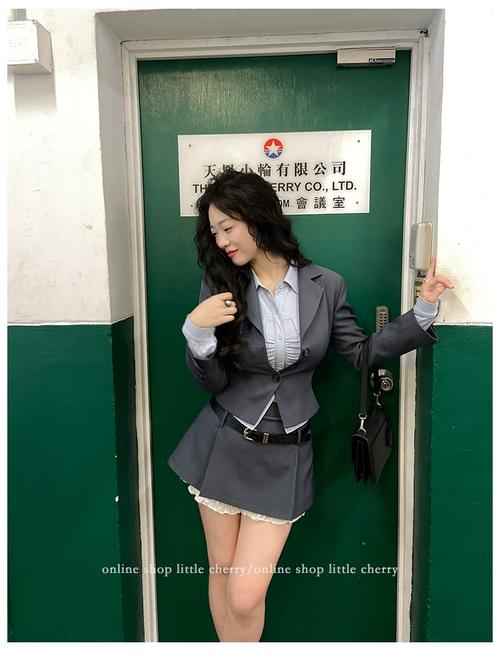 mini cherry衣服品牌有何独特之处?-图3 mini cherry衣服品牌有何独特之处?-图3