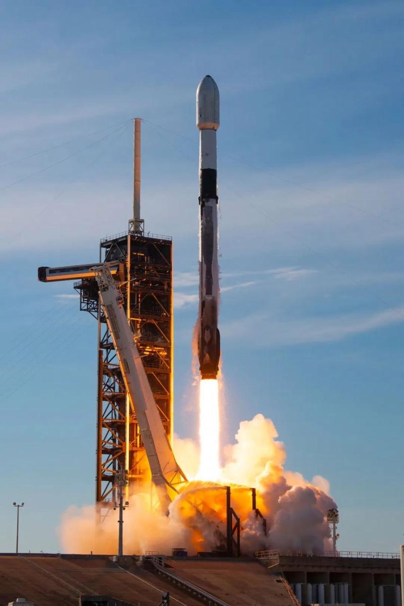 SpaceX首批互联网卫星有何意义?-图2 SpaceX首批互联网卫星有何意义?-图2