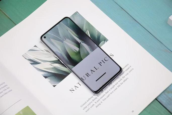 realme跟iqoo品牌-图1 realme跟iqoo品牌-图1