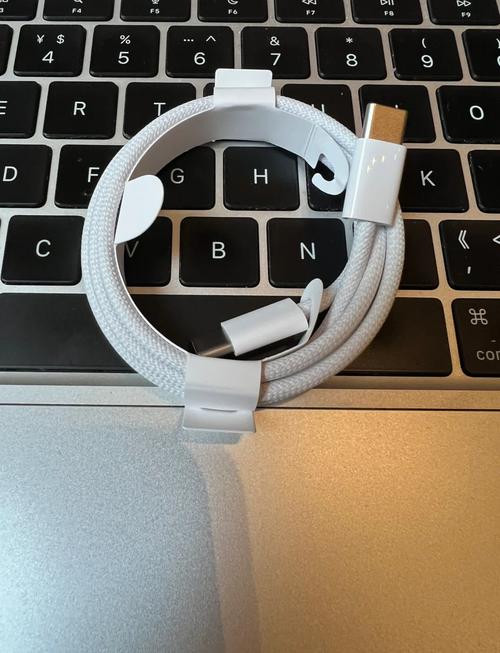 iPhone数据线品牌那么多，哪个值得选？-图3