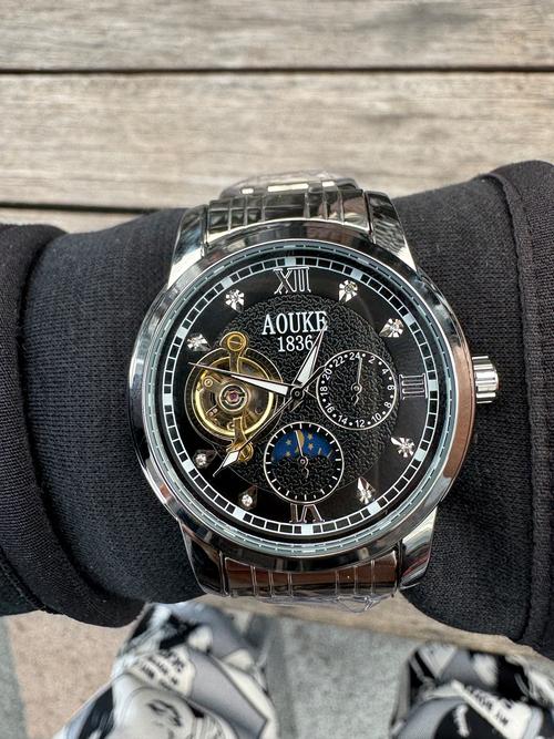 Cnoth手表是何品牌?-图1 Cnoth手表是何品牌?-图1