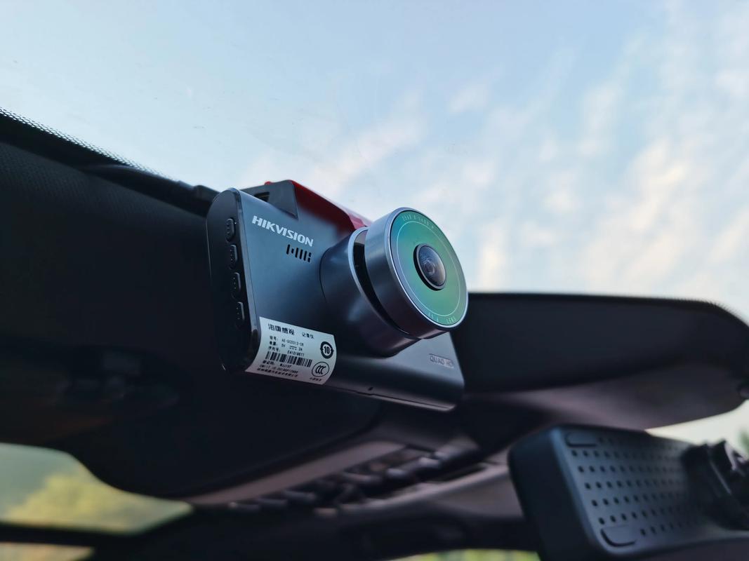 汽车行车记录仪品牌怎么选?-图1 汽车行车记录仪品牌怎么选?-图1