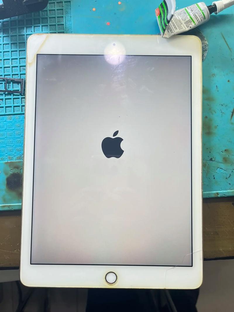 iPad Pro换电池教程视频,难不难?-图1 iPad Pro换电池教程视频,难不难?-图1