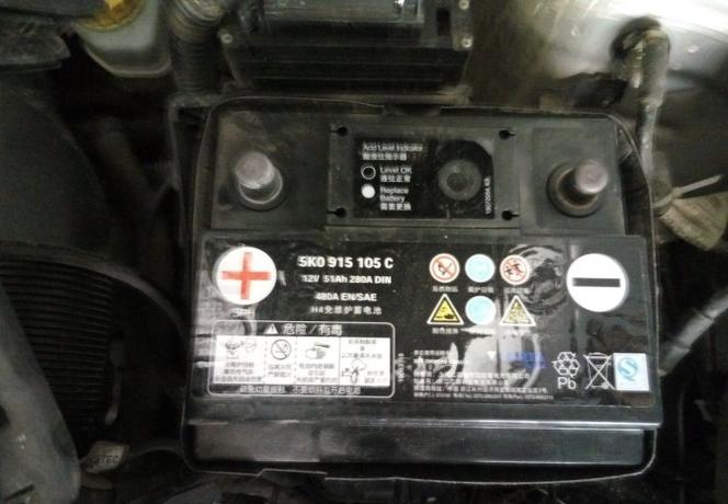 Polo原装电池品牌是哪个？-图2