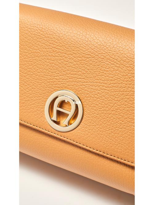 auiaiv是什么品牌?-图3 auiaiv是什么品牌?-图3