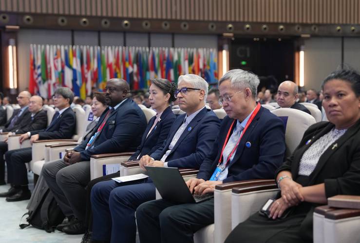 2025互联网峰会将聚焦哪些新趋势?-图1 2025互联网峰会将聚焦哪些新趋势?-图1