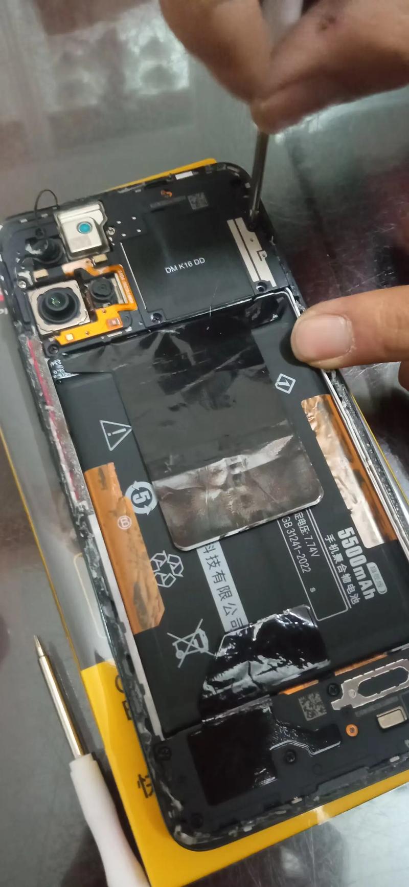 小米note换硬盘视频教程具体步骤是什么?-图2 小米note换硬盘视频教程具体步骤是什么?-图2