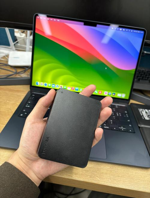 1T移动硬盘哪个品牌更值得选？-图2