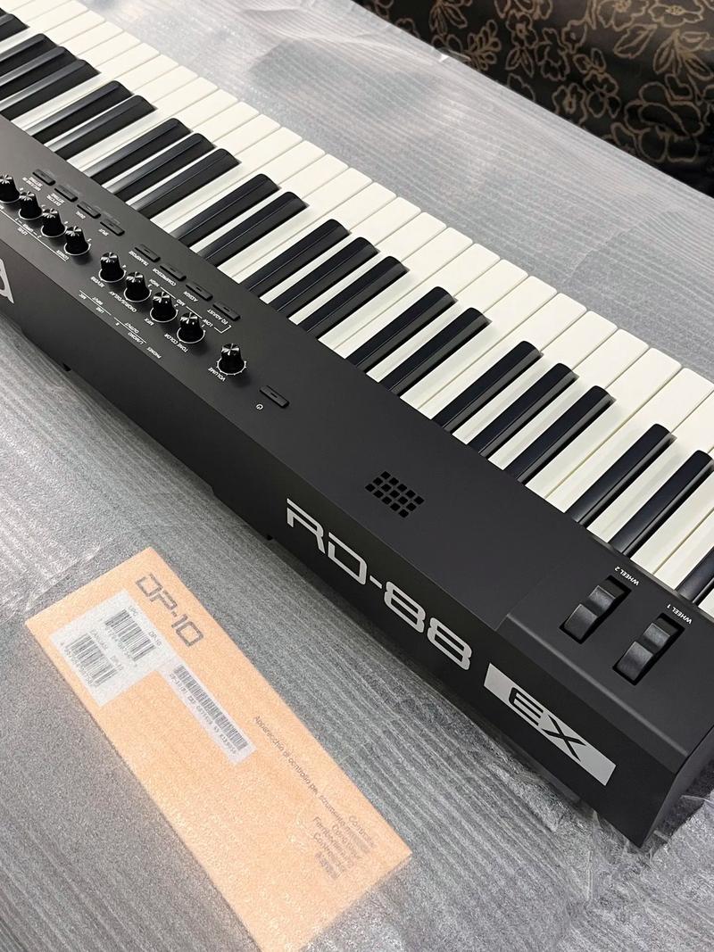 88键电钢琴品牌，哪个更值得买？-图2