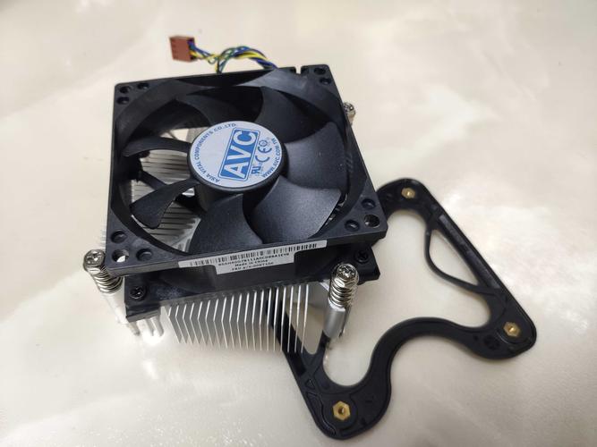 哪个电脑品牌散热性能最强？-图2