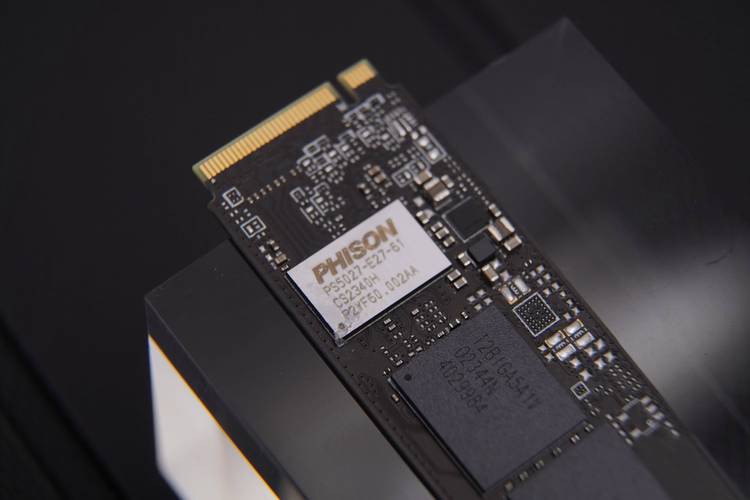 哪个品牌的固态硬盘最好？-图3