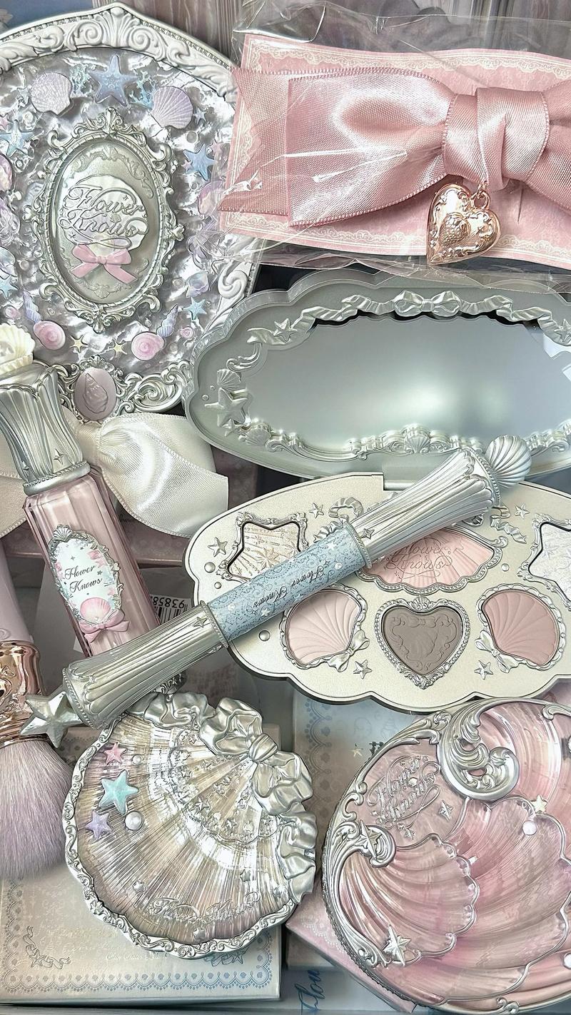 20岁适合什么化妆品牌?求推荐!-图2 20岁适合什么化妆品牌?求推荐!-图2